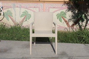 Kalın Şeritli Plastik Bahçe Sandalyesi - Bej Bahçe Sandalyeleri  Erinöz